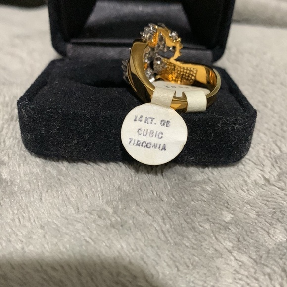 💘14k GE (Gold electroplated) CZ Ring💘 - Picture 4 of 6